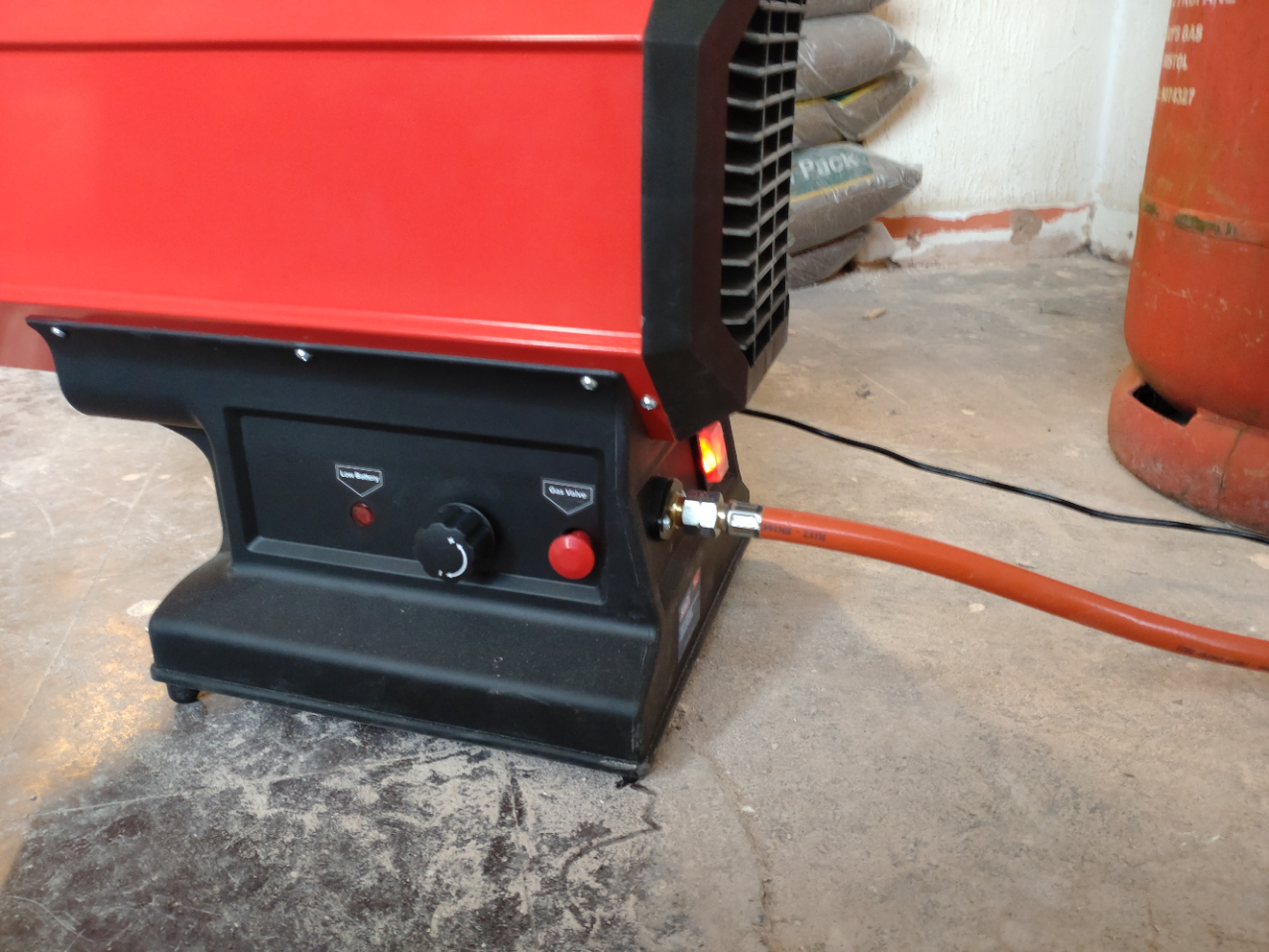 Space Warmer® Cordless Option Propane Heater 30,000-68,000Btu/hr (9-20kW) 230V