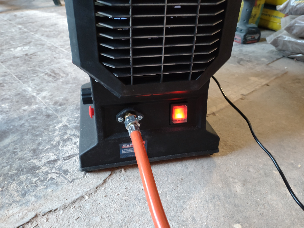 Space Warmer® Cordless Option Propane Heater 30,000-68,000Btu/hr (9-20kW) 230V